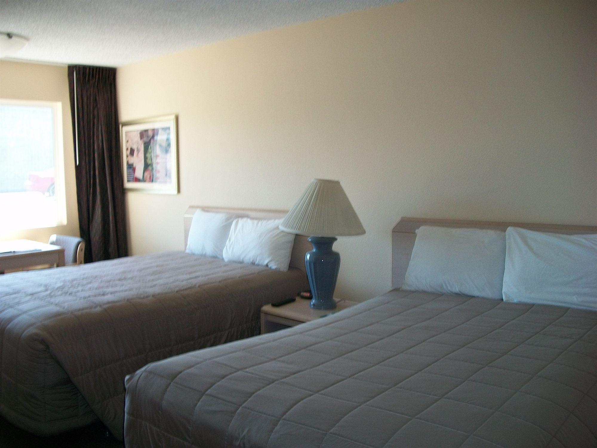Guesthouse Inn & Suites Eugene/Springfield Zewnętrze zdjęcie