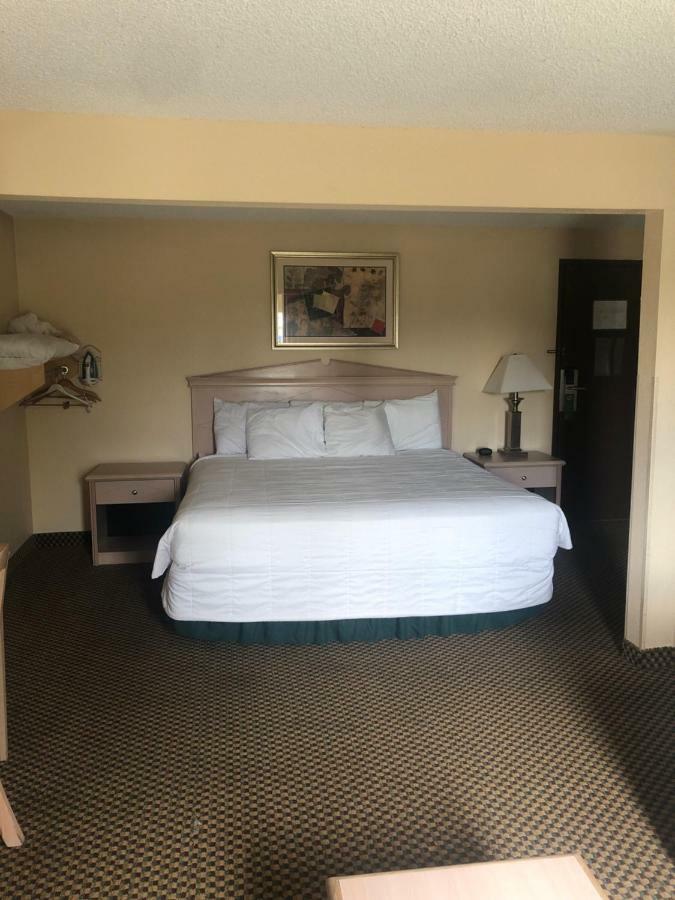 Guesthouse Inn & Suites Eugene/Springfield Zewnętrze zdjęcie
